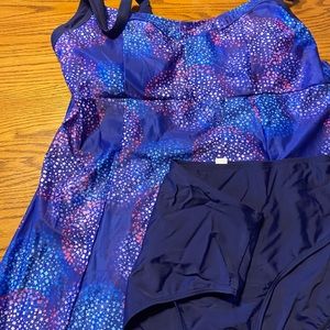 Women’s plus size bathing suit